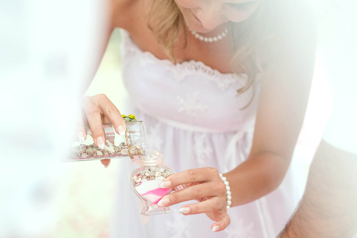 Sand Ceremony: The Bride’s Turn to Pour the Sand