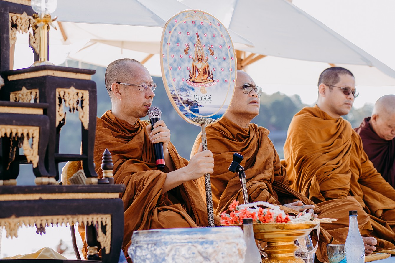 The Buddhist Wedding Ceremony in Thailand – Images & Essential Items for a Buddhist Blessing