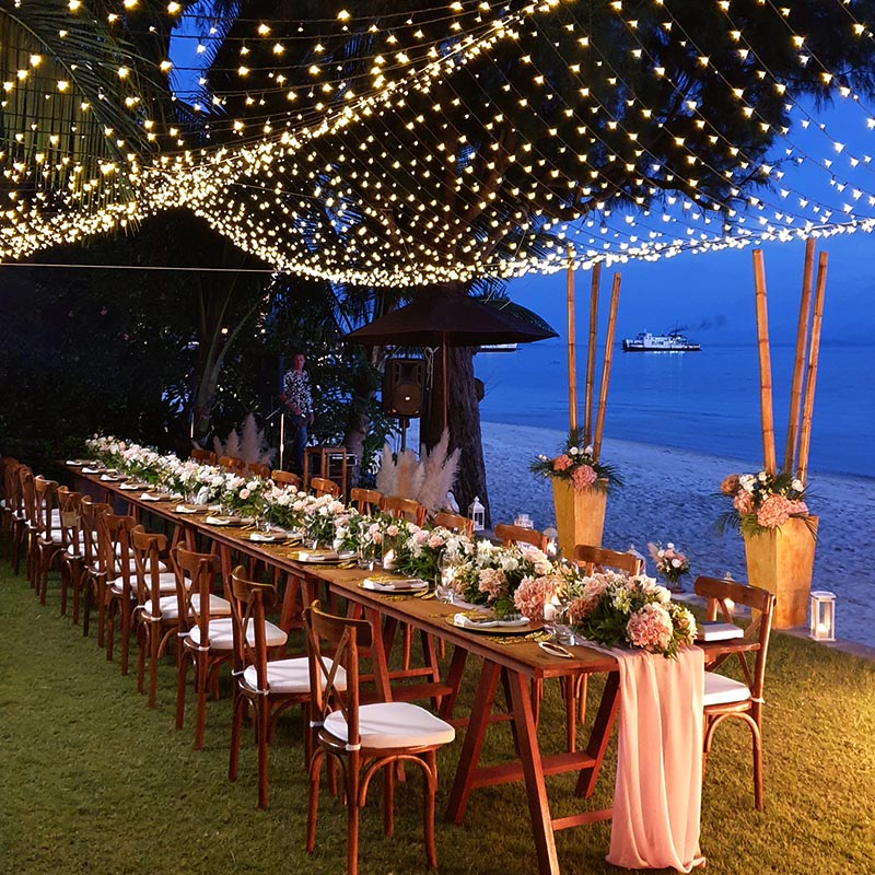 Riess Wedding Koh Samui: Dinner Table with romantic fairy light Riess Wedding Koh Samui: Dinner Table with romantic fairy light